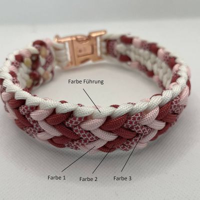 Halsband "Kira"
bis zu 4 Farben möglich